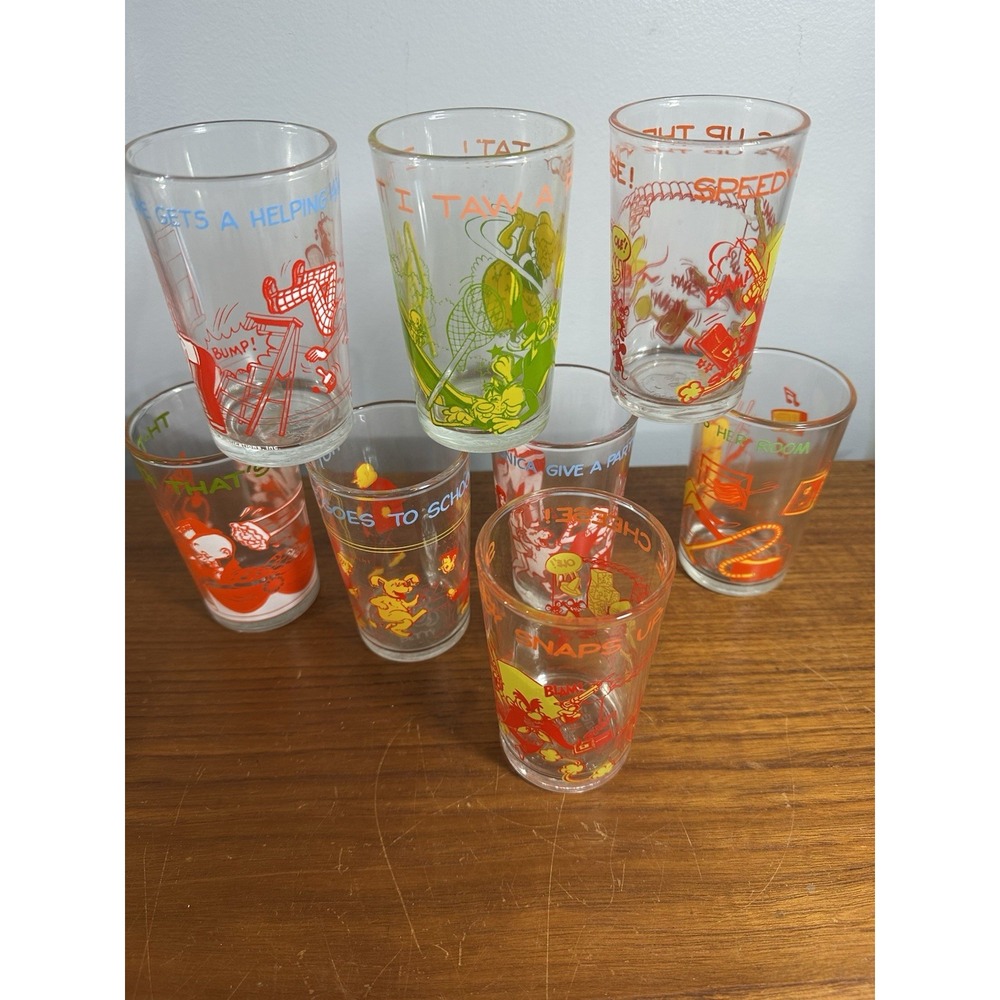 Vintage 1974 Welch's Jelly Juice Warner Brothers Looney Tunes Glasses Set Of 8